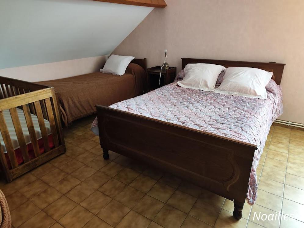 Bed and Breakfast A L'Etape De La Ferme Noailles  Exterior foto